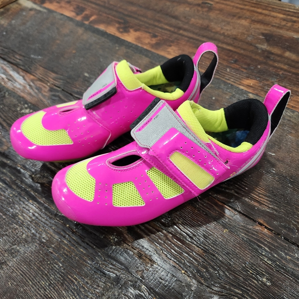 Louis Garneau Spin Shoes Size 8 Women